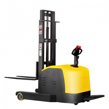 stacker forklift 1