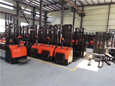 Electric forklift manufacturers