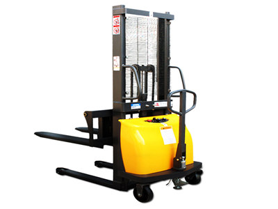 warehouse lift truck