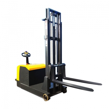 Walking station-driven counterbalanced all-electric hydraulic hand lifter stacke