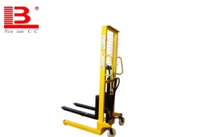Do you really understand the manual hydraulic stacker?