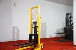 Hydraulic hand pallet trolley safety operation procedures