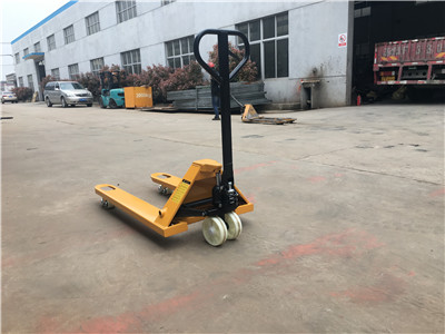 2 ton forklift