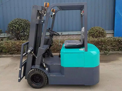 three-wheel electric forklift