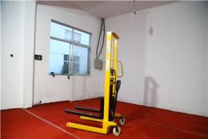Do you know the advantages of manual hydraulic forklift?