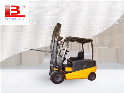 electric stacker forklift