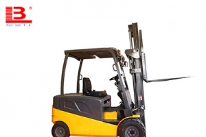 How to maintain the forklift manufacturers battery?