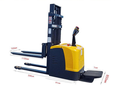 stacker lift truck