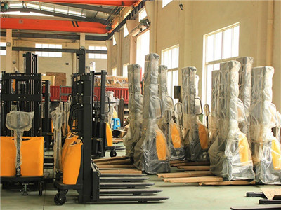 semi electric stacker suppliers