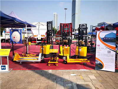 electric stacker suppliers
