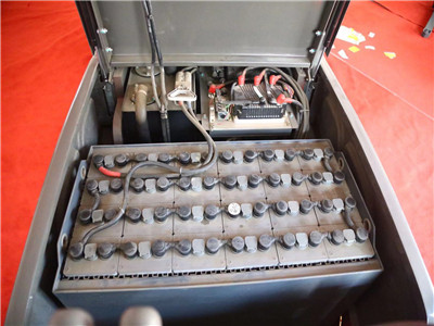 forklift truck companies