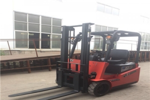 Why many customers choose electric fork lift truck from fork lift truck supplier