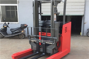 What are the precautions for long-term storage of electric stacker truck?