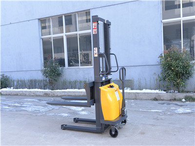 pallet stackers manufacturers