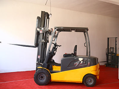 electric lift truck suppliers