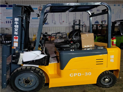 electric forklift manufacturers