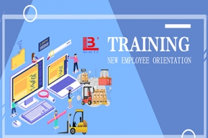 Learn the basic knowledge of all-electric stacker with new employees of our comp