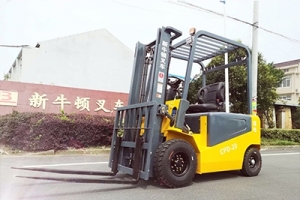 How to avoid rollover accident of electric forklift?
