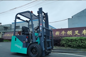 How to assemble and adjust the steering system of an electric forklift?