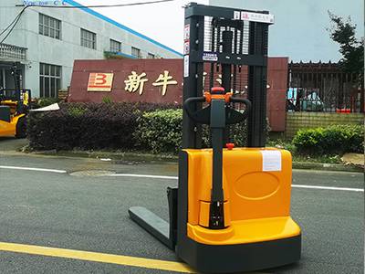 electric pallet truck stacker