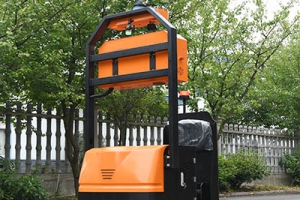 Is the visual navigation system applied to agv forklift reliable?