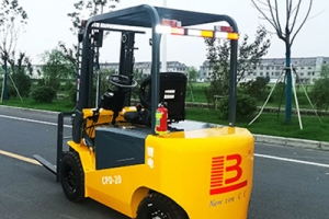 How do forklift manufacturers in china establish the correct service mentality?