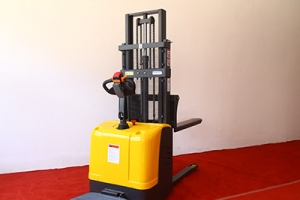 What are the faults of hydraulic cylinder of portable self-loading forklift?
