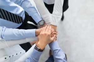 Electric forklift manufacturer scientifically motivates employees