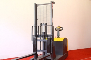 Functions and models of electric forklifts