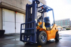 Maintenance of DC Motor for Electric Forklifts