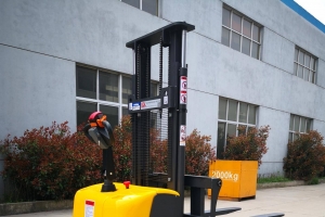 Reasons and troubleshooting methods for electric forklift walking faults