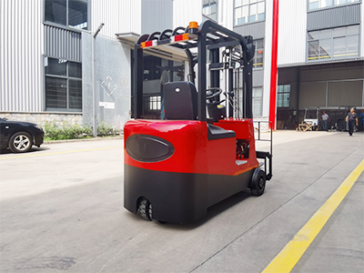 electric forklift