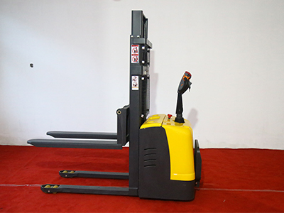  Electric forklift manufacturers
