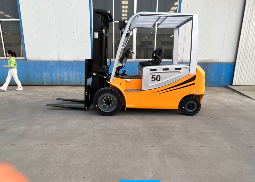 Electric forklift manufacturers