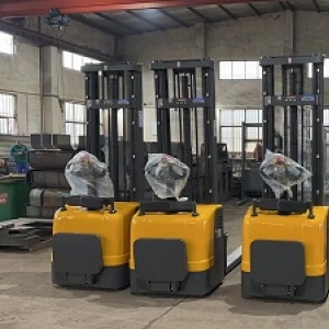 Reach Truck: The Smart Choice for Efficient Warehouse Operations