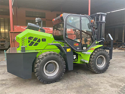 4x4 off-road forklifts