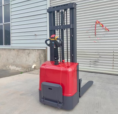 All-electric stacker