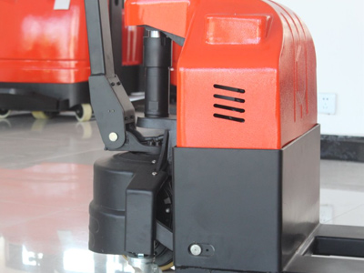 Walkie stacker for workshop