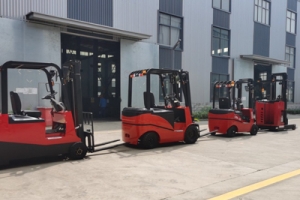 How do beginners choose a forklift? 