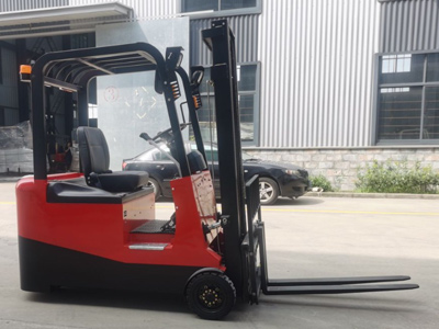 What Scenarios Are Full Electric Three-wheel Forklifts Suitable for?