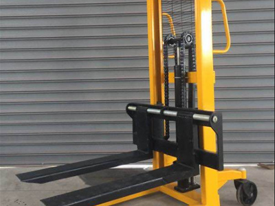 manual lifting stacker