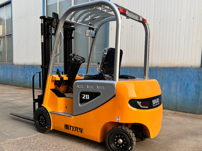 Newnewton forklifts