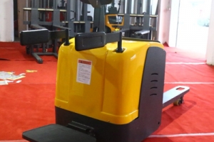 Key Points for Factory Purchase of Stand-on Full Electric Pallet Trucks (2026)