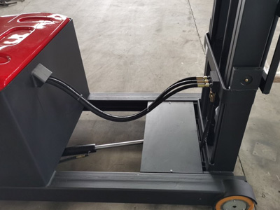 counterbalance stacker