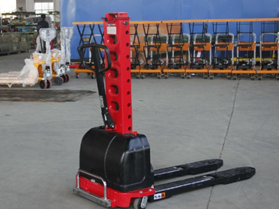 Workshop Aerial Work Tool: Semi-Electric Self-Propelled Lift with Brushless Moto