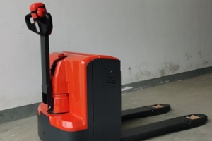How to Improve Low Warehouse Handling Efficiency? Walkie Electric Pallet Truck 