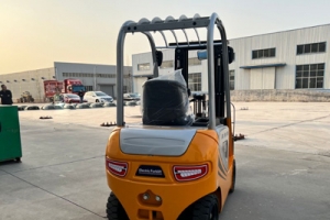 Electric Forklift vs Internal Combustion Forklift: How to Choose?
