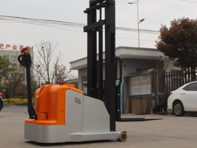 Walk-Behind Counterbalance Stacker for Dockless Unloading | Local In-Stock