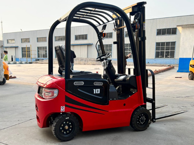 Forklift Manufacturer