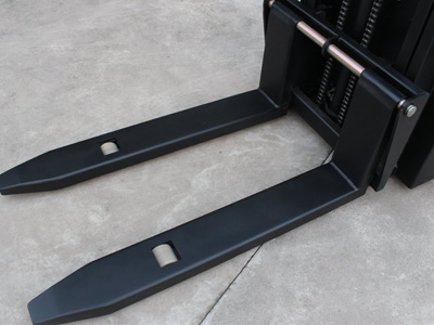 Fork Details of Walkie Pallet Stacker